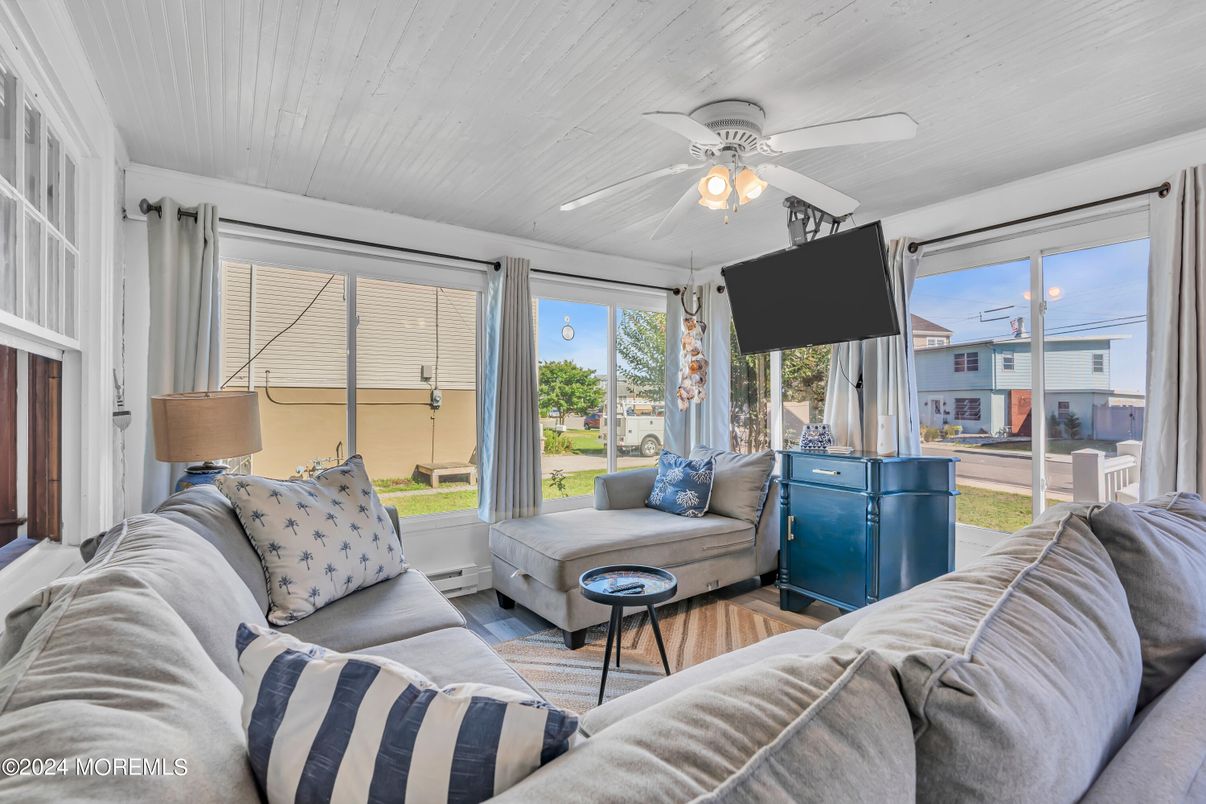 Interior, Living room, Sun Room