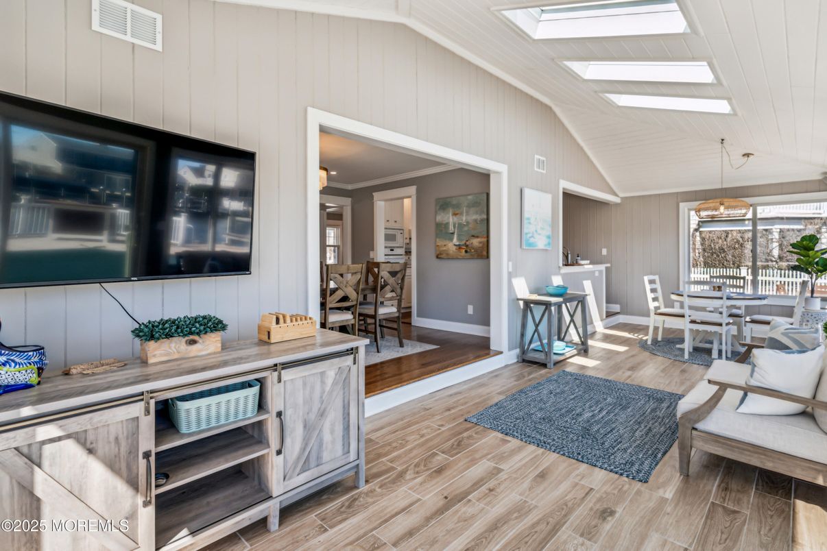 Dining room, Interior, Wood Texture Flooring
