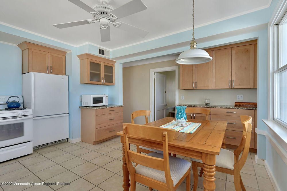 Dining room, Interior, Kitchen, Pendant Lights