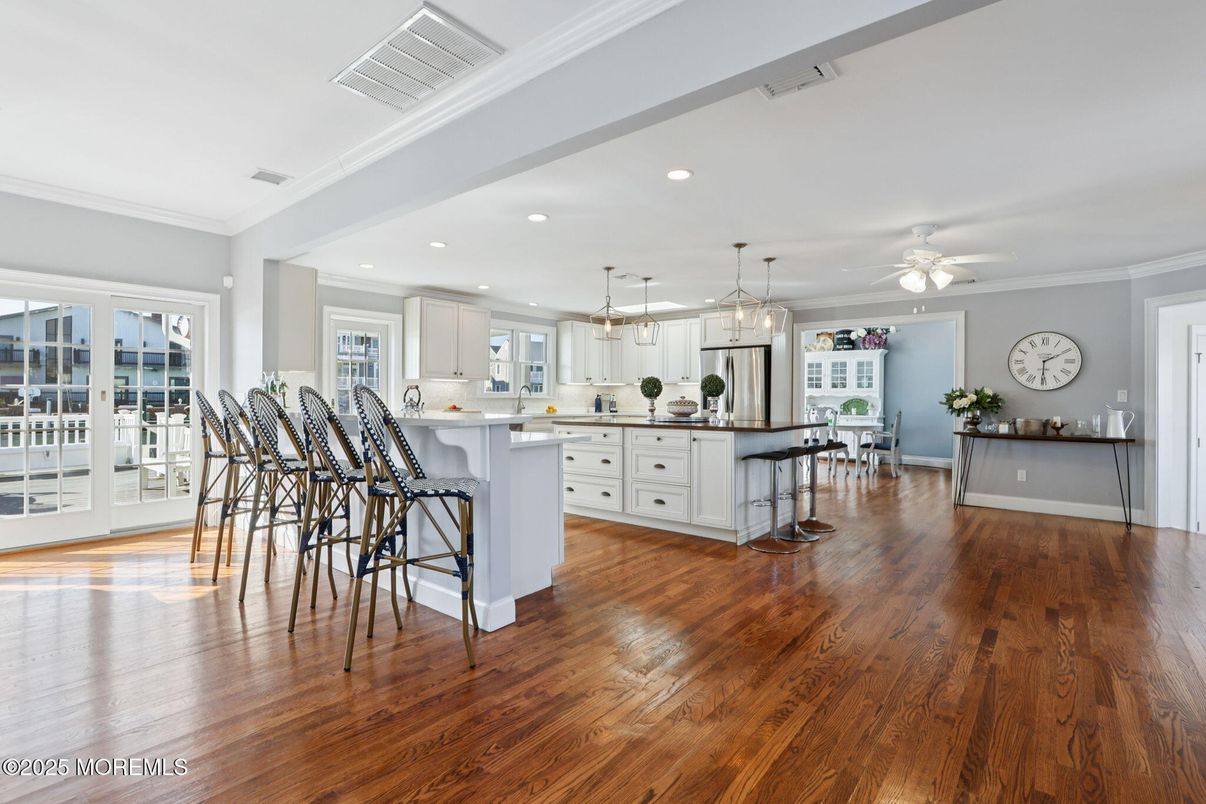 Interior, Kitchen, Pendant Lights, Recessed Lighting, Wood Texture Flooring