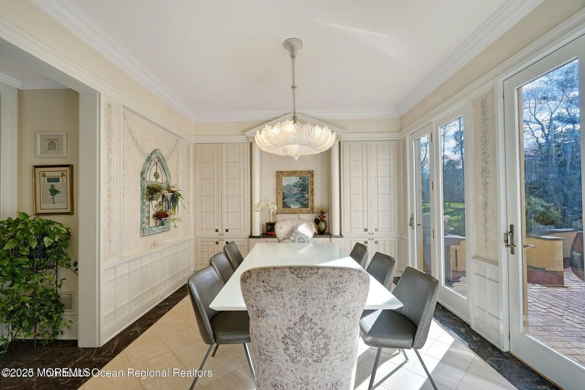 Dining room, Interior, Pendant Lights