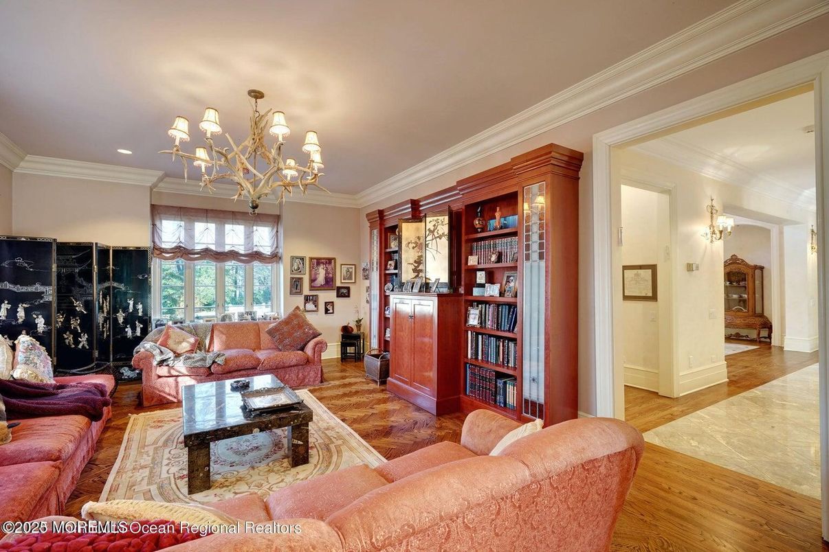 Chandelier, Interior, Living room, Recessed Lighting, Wood Texture Flooring
