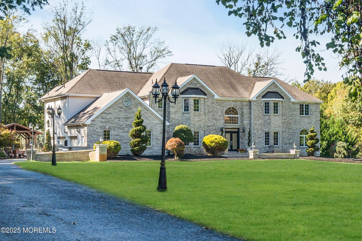 Backyard, Exterior, Facade, French Provincial