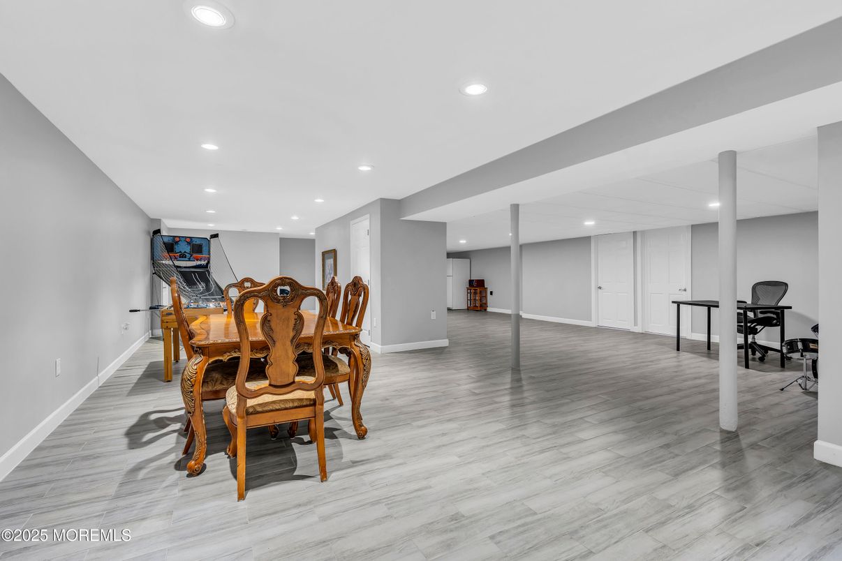 Dining room, Interior, Recessed Lighting, Wood Texture Flooring