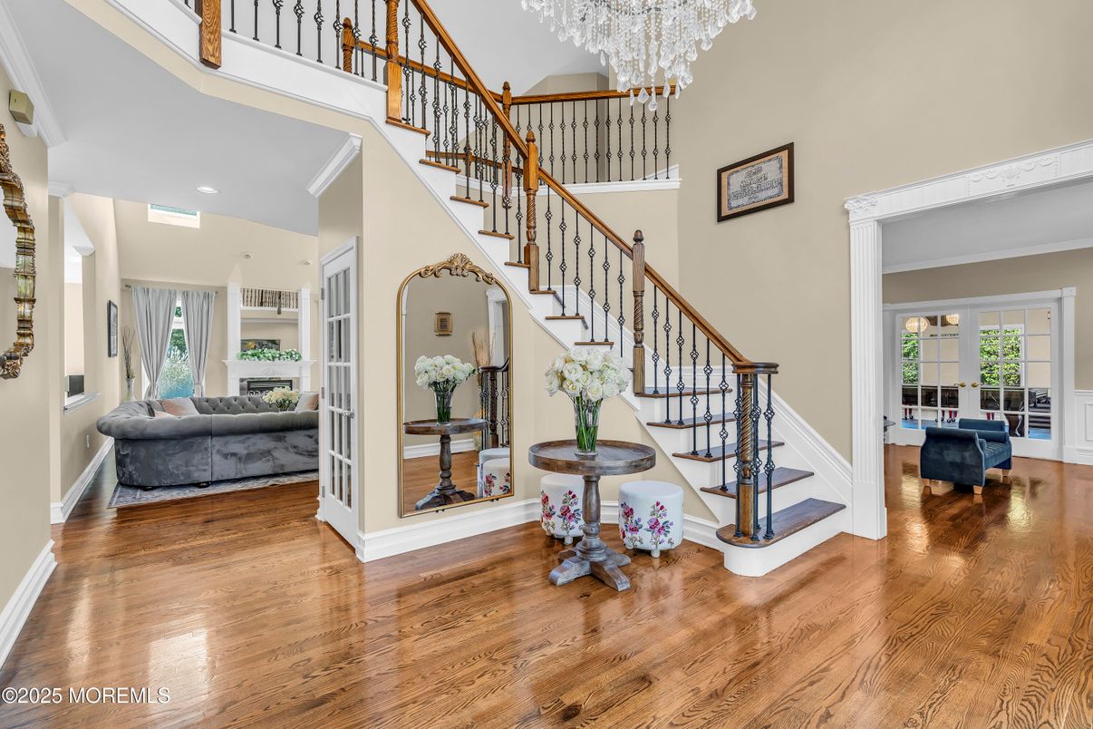 Chandelier, Interior, Recessed Lighting, Wood Texture Flooring