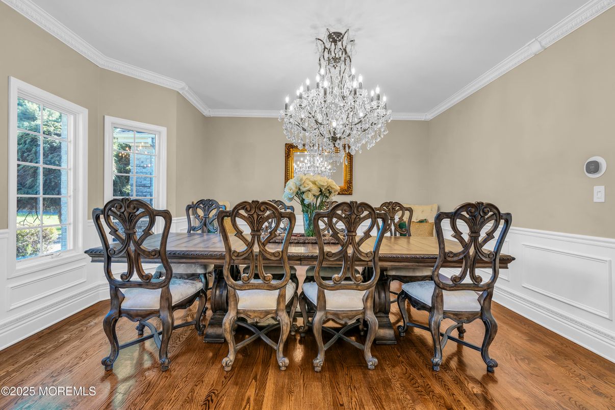 Chandelier, Dining room, Interior, Wood Texture Flooring