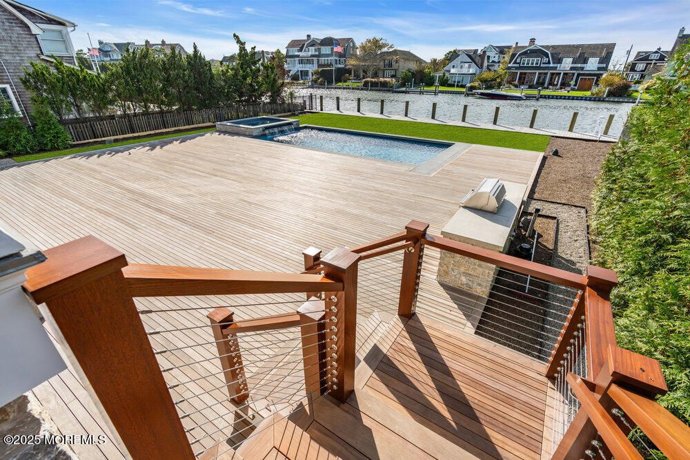 Exterior, Pool, Water