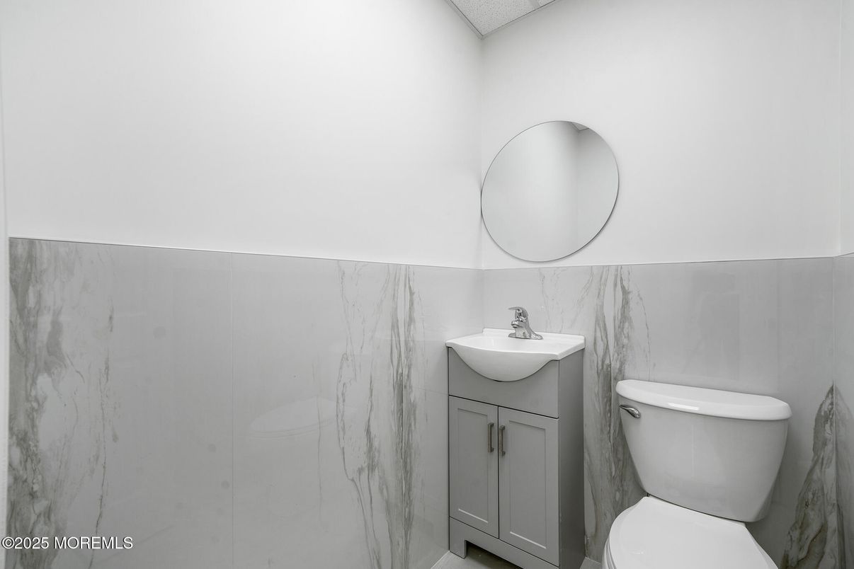 Bathroom, Interior, Marble Walls