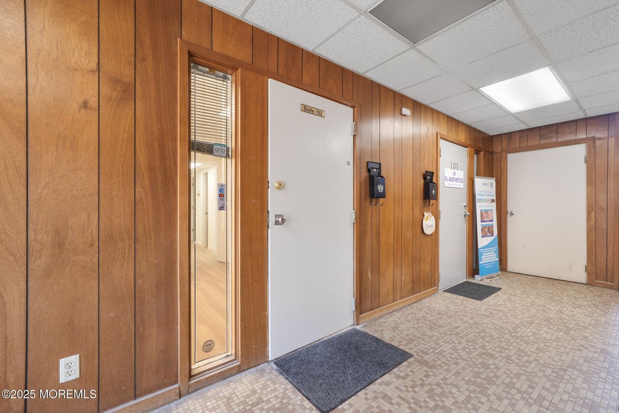 Interior, Wooden Walls