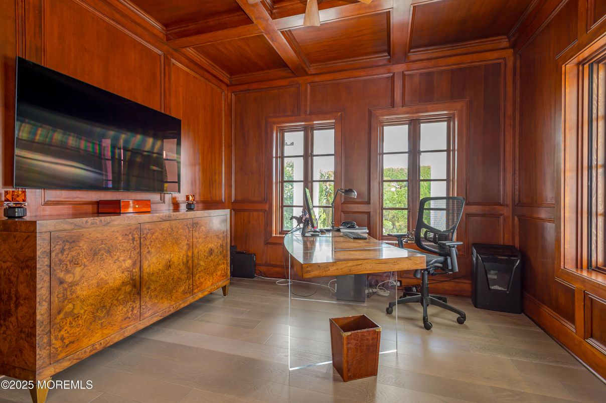 Home Office, Interior, Wooden Beams, Wooden Ceilings, Wood Texture Flooring, Wooden Walls