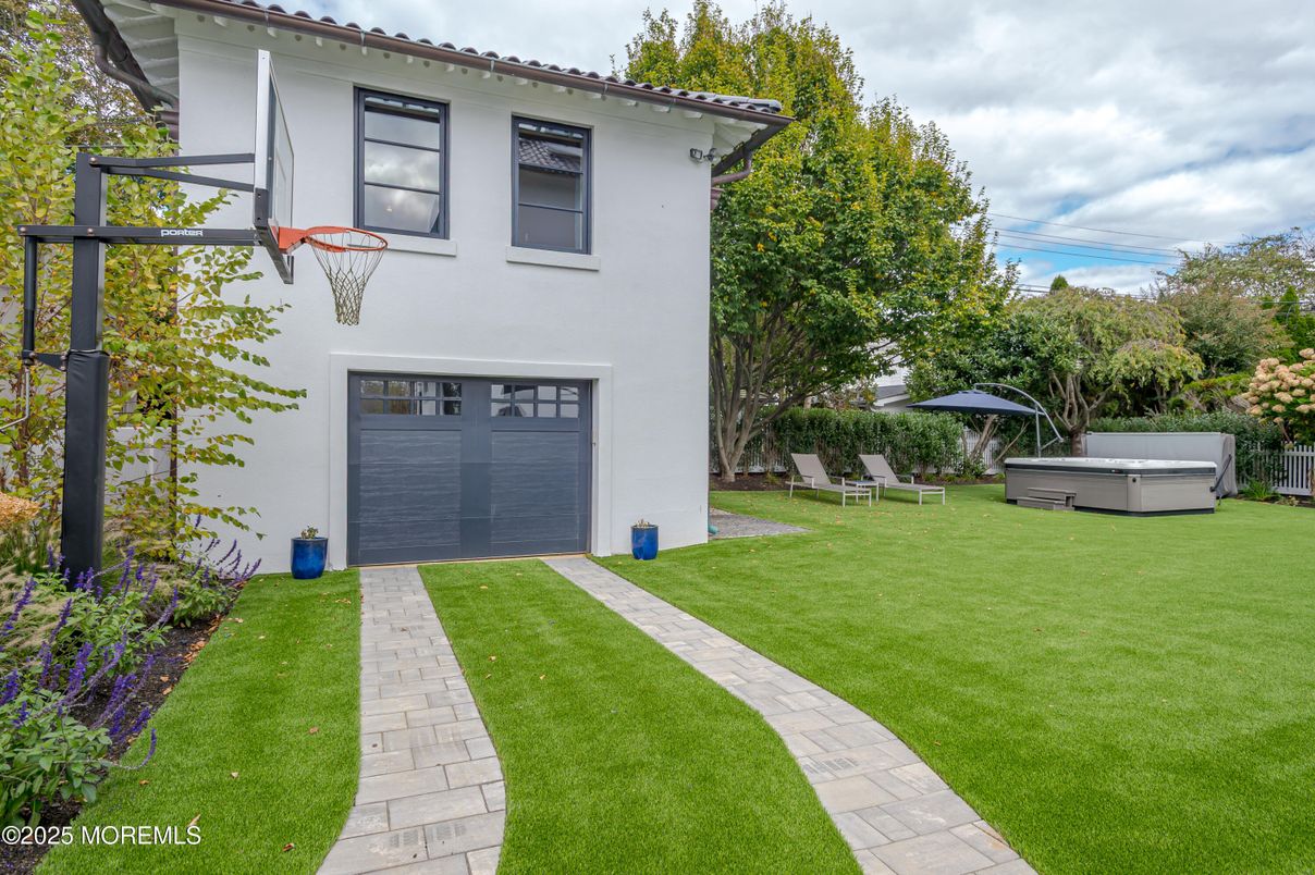Backyard, Exterior, Hot Tub