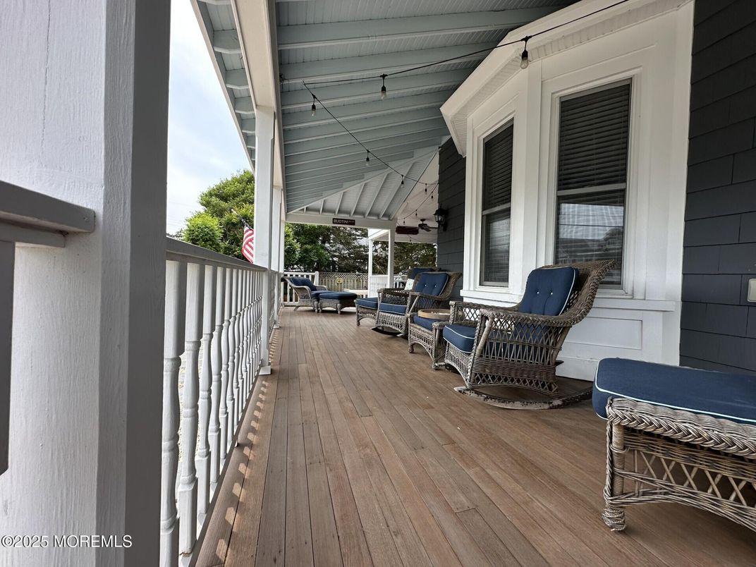 Exterior, Wood Texture Flooring