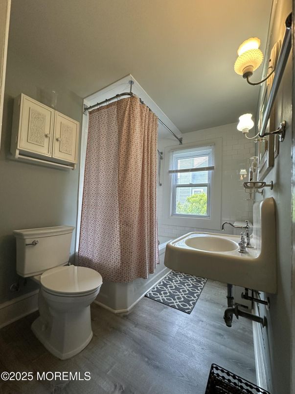 Bathroom, Interior, Wood Texture Flooring