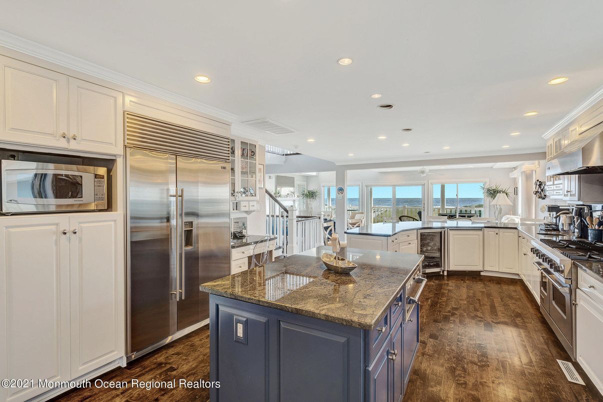 Interior, Kitchen, Recessed Lighting, Stainless Steel Appliances, Water, Wood Texture Flooring