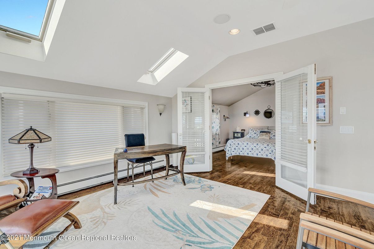 Bedroom, Home Office, Interior, Recessed Lighting, Wood Texture Flooring