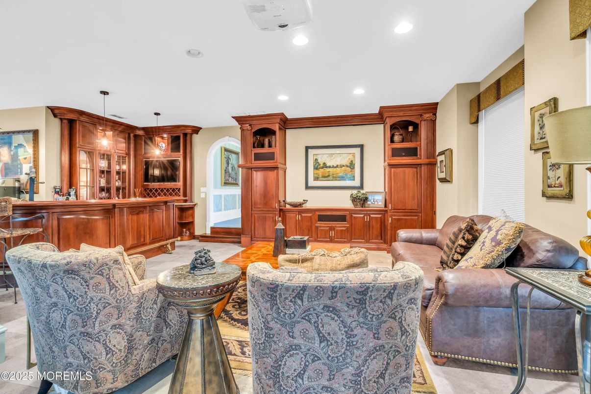 Interior, Living room, Pendant Lights, Recessed Lighting, Wood Texture Flooring