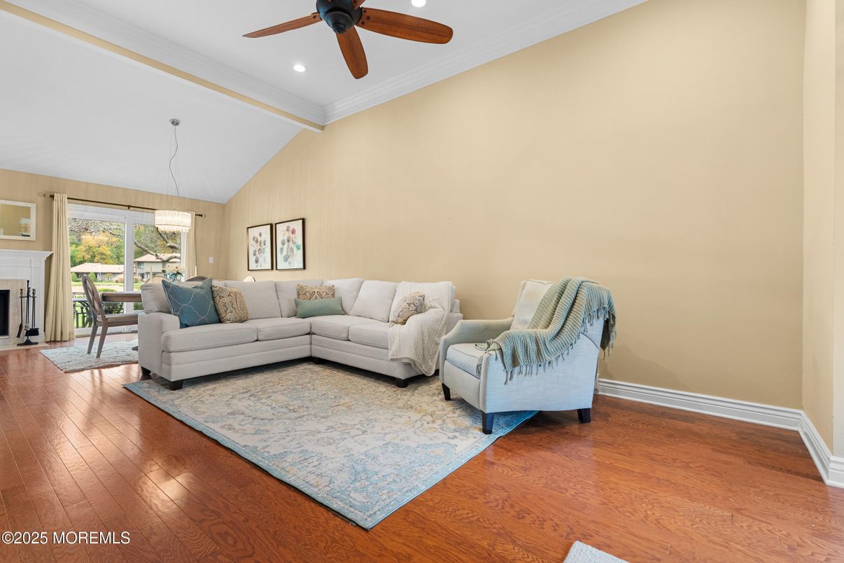 Fireplace, Interior, Living room, Pendant Lights, Recessed Lighting, Wood Texture Flooring