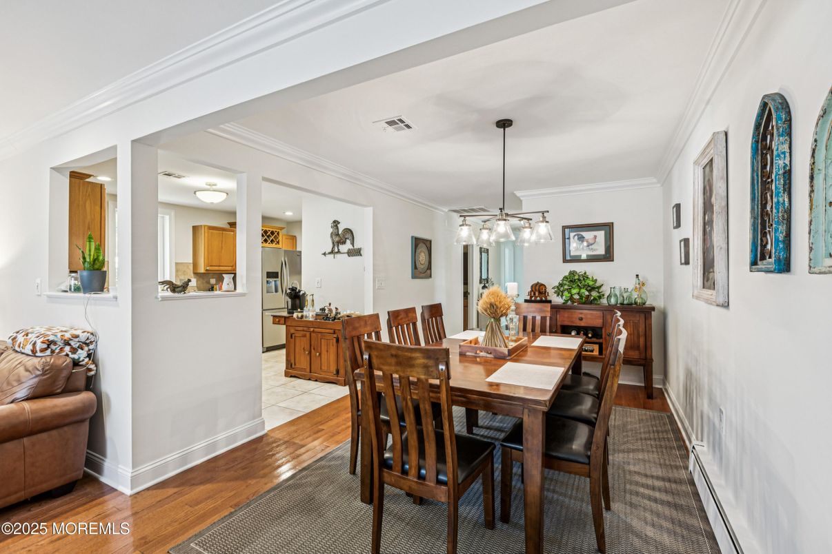 Dining room, Interior, Kitchen, Pendant Lights, Wood Texture Flooring