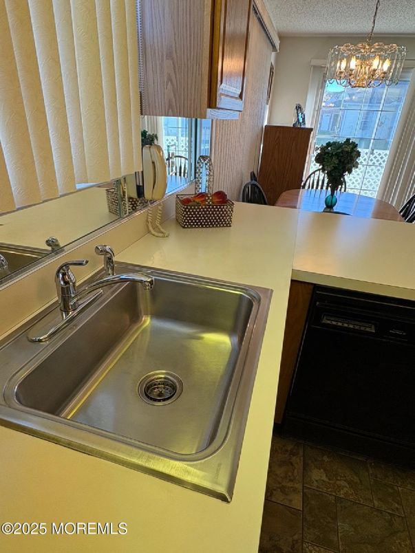 Chandelier, Interior