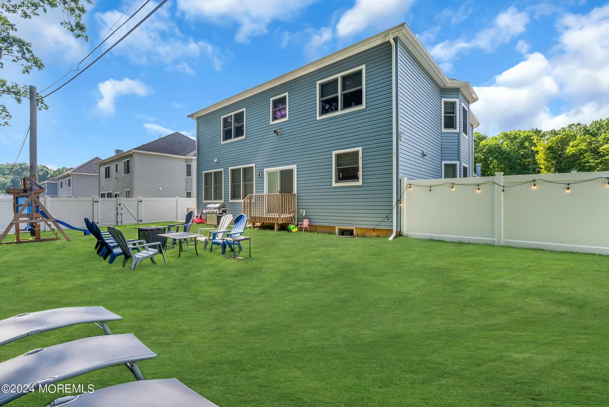 Backyard, Exterior, Playground