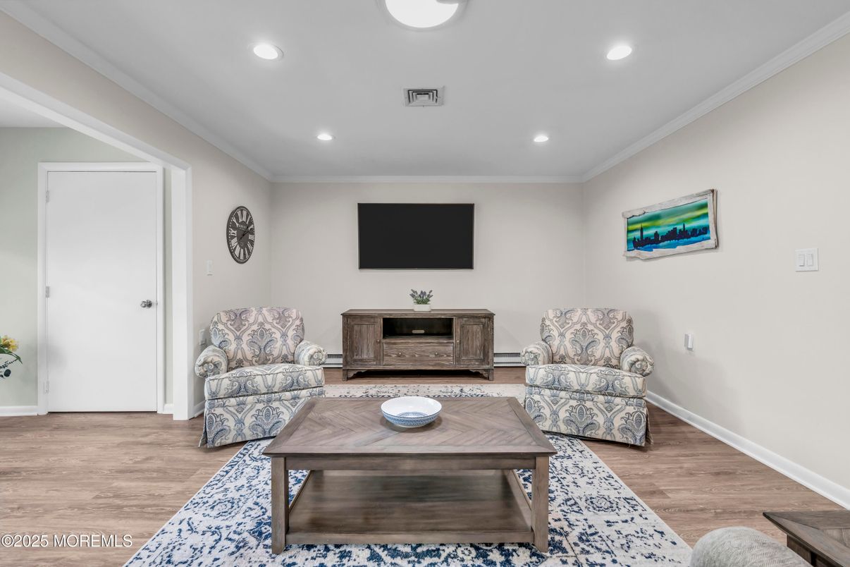 Interior, Living room, Recessed Lighting, Wood Texture Flooring