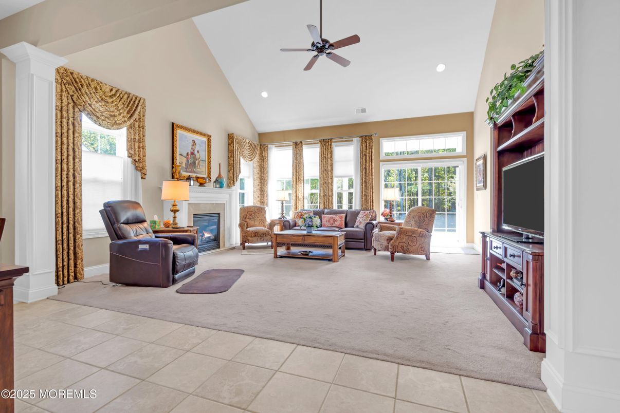 Fireplace, Interior, Living room, Recessed Lighting