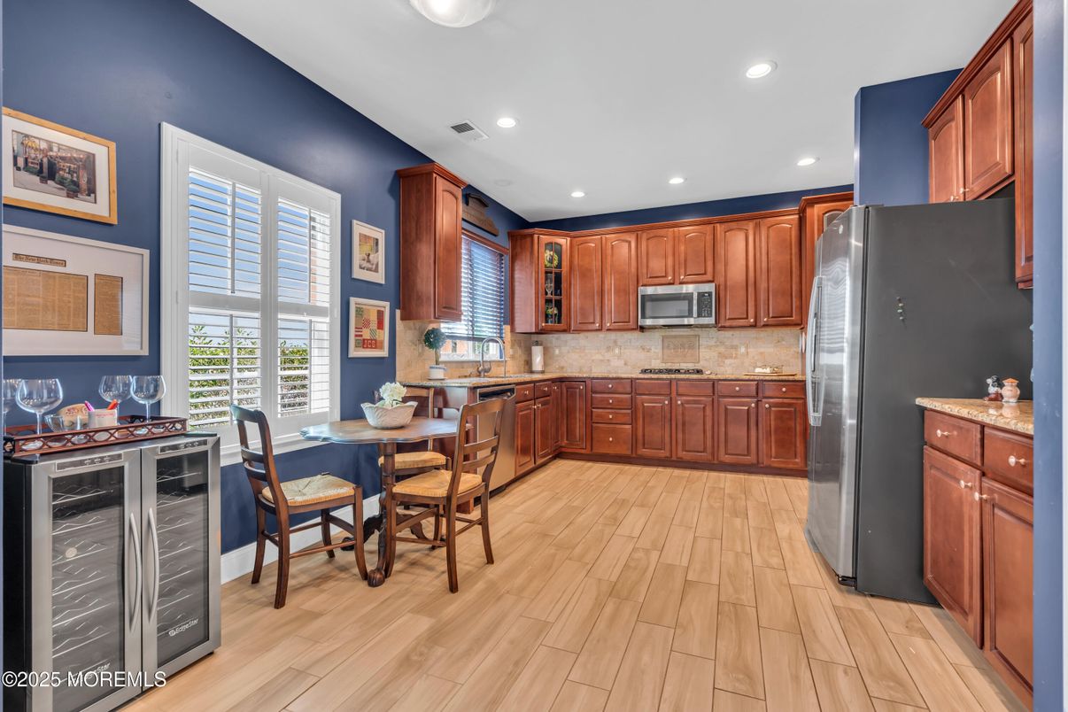 Dining room, Interior, Kitchen, Recessed Lighting, Wood Texture Flooring