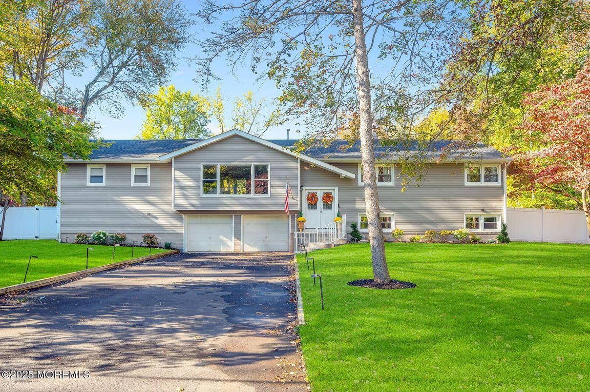 Attached, Backyard, Exterior, Facade, Raised Ranch