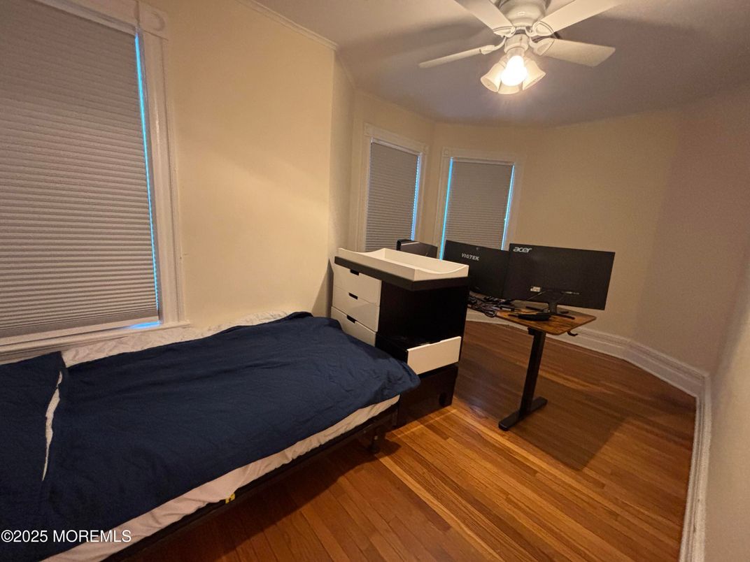 Bedroom, Home Office, Interior, Wood Texture Flooring