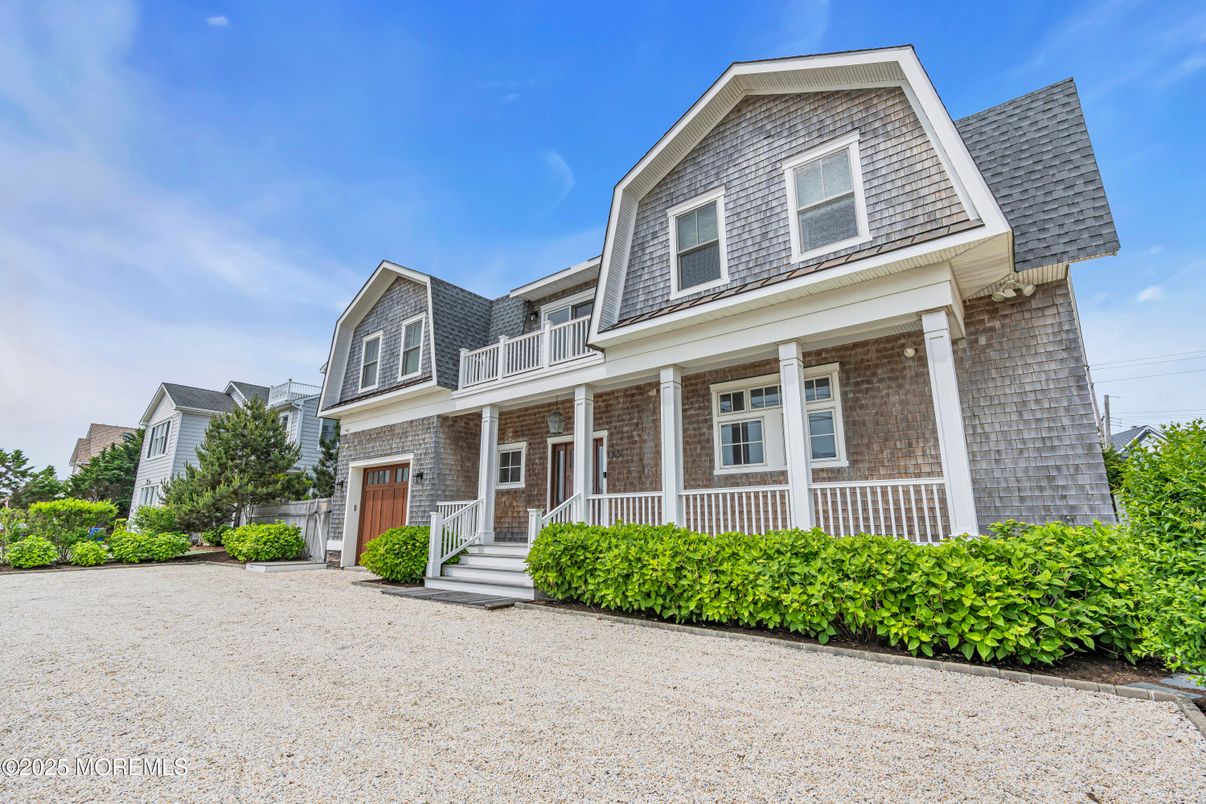 Exterior, Facade, Brick Facade, Cape Cod