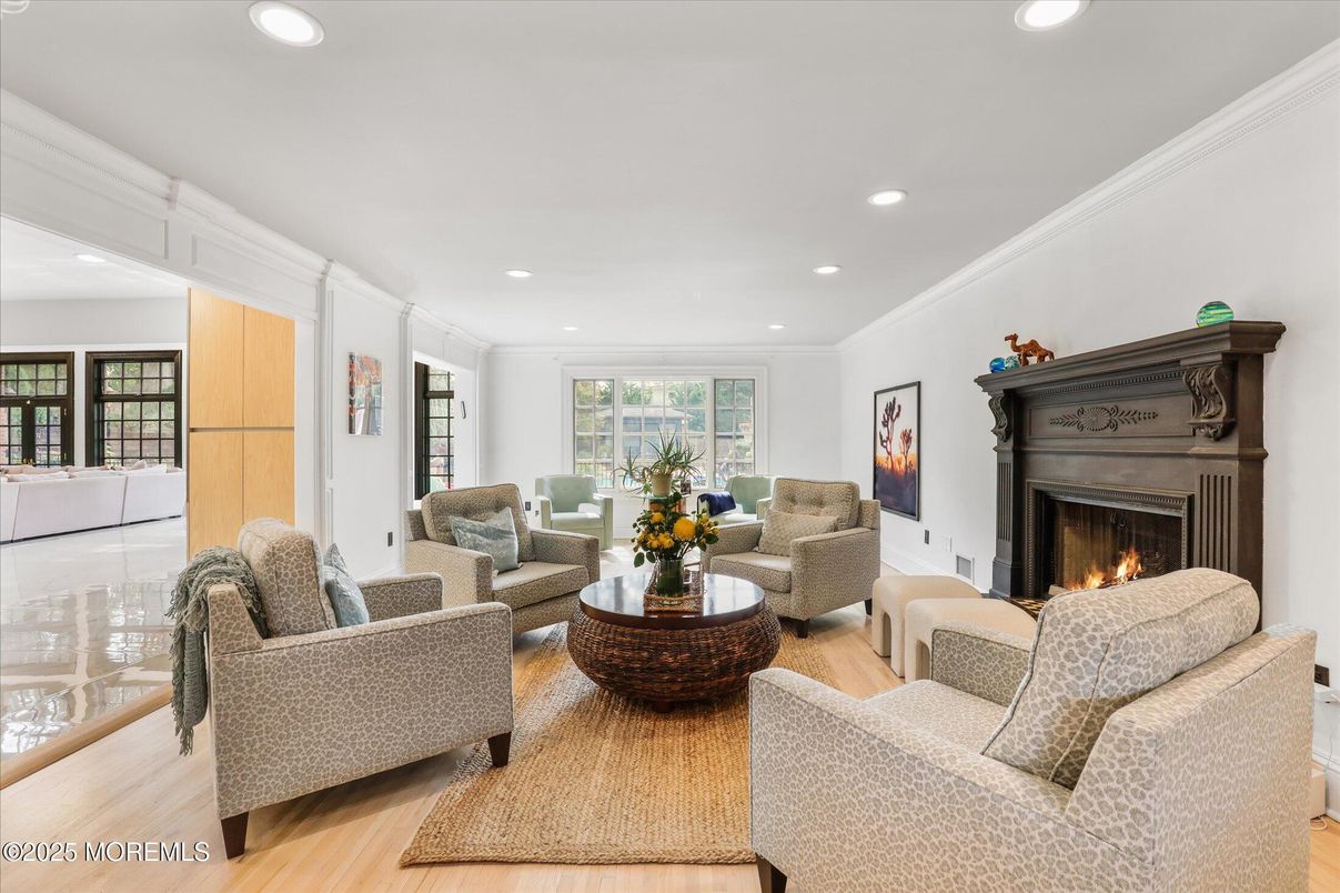 Fireplace, Interior, Living room, Recessed Lighting, Wood Texture Flooring