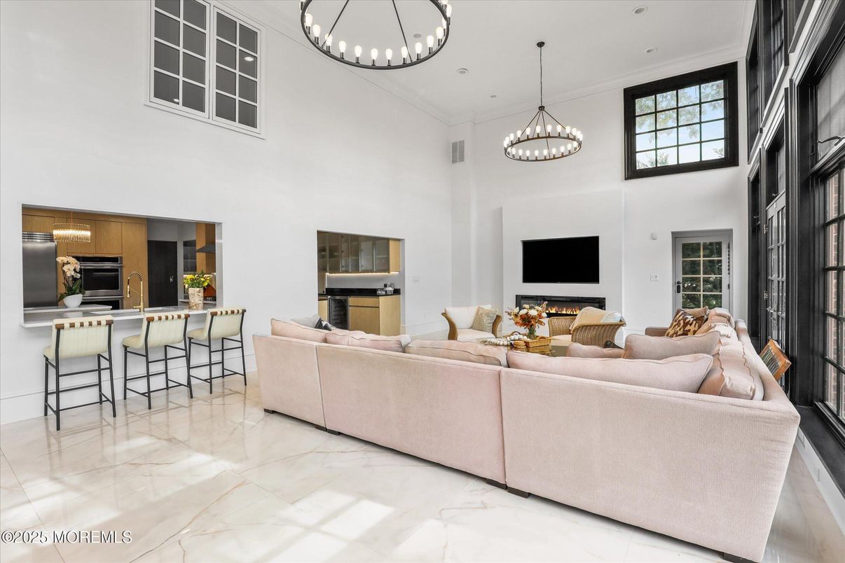 Fireplace, Interior, Kitchen, Living room, Marble, Pendant Lights, Recessed Lighting