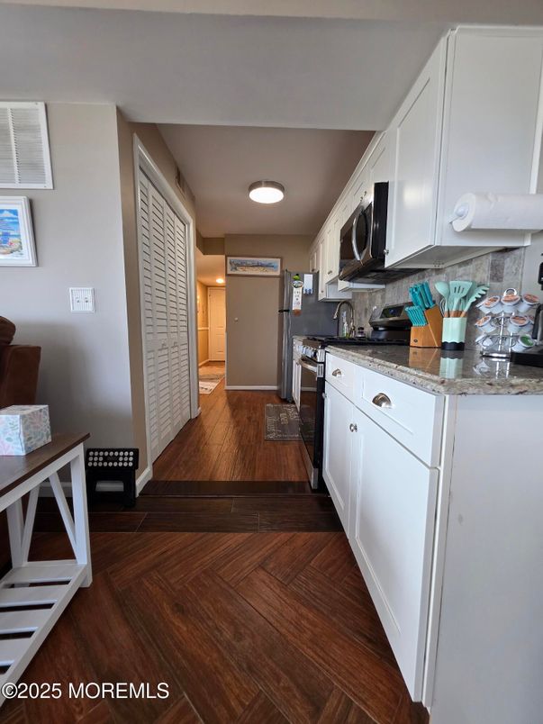 Interior, Kitchen, Wood Texture Flooring