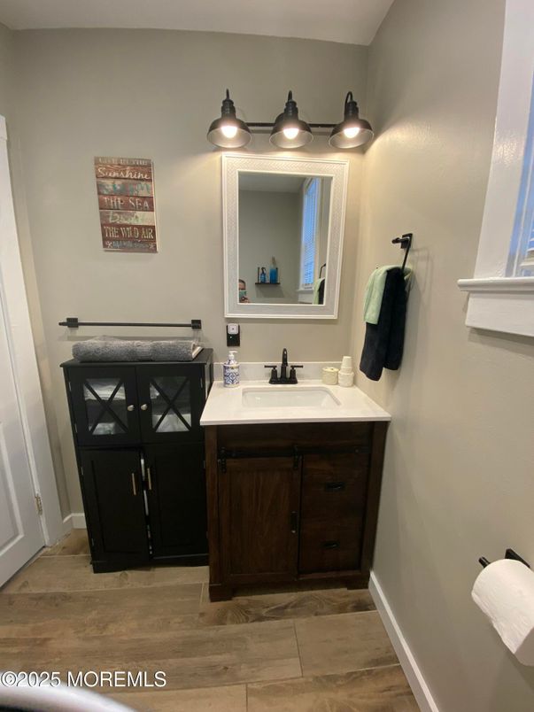 Bathroom, Dual Sink Vanities, Interior, Wood Texture Flooring