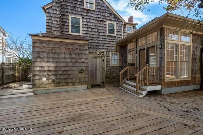 Exterior, Facade, Log Home