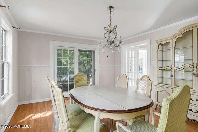 Chandelier, Dining room, Interior, Wood Texture Flooring