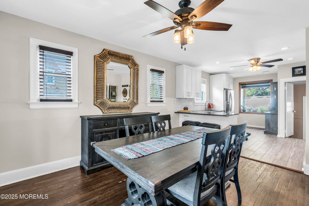 Dining room, Interior, Kitchen, Recessed Lighting, Wood Texture Flooring