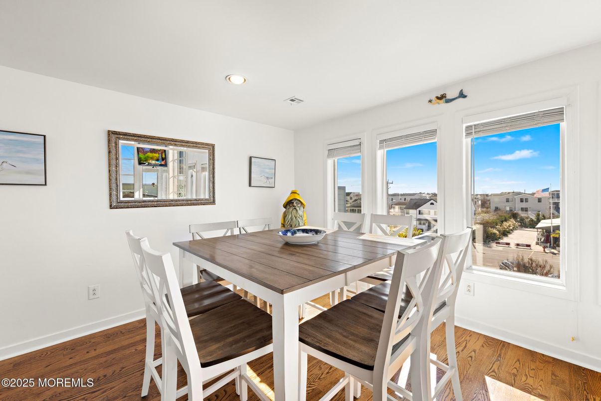 Dining room, Interior, Recessed Lighting, Wood Texture Flooring