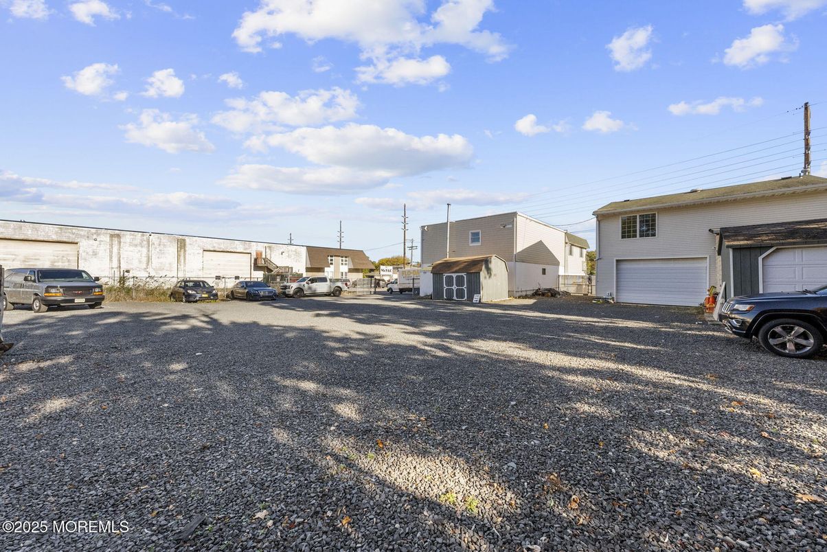 Backyard, Detached Garage, Exterior