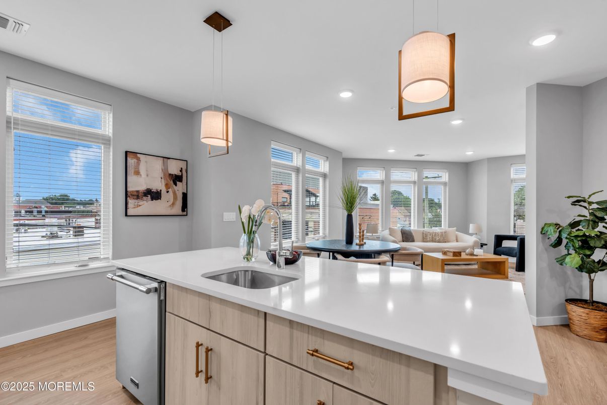 Interior, Kitchen, Living room, Pendant Lights, Recessed Lighting, Wood Texture Flooring