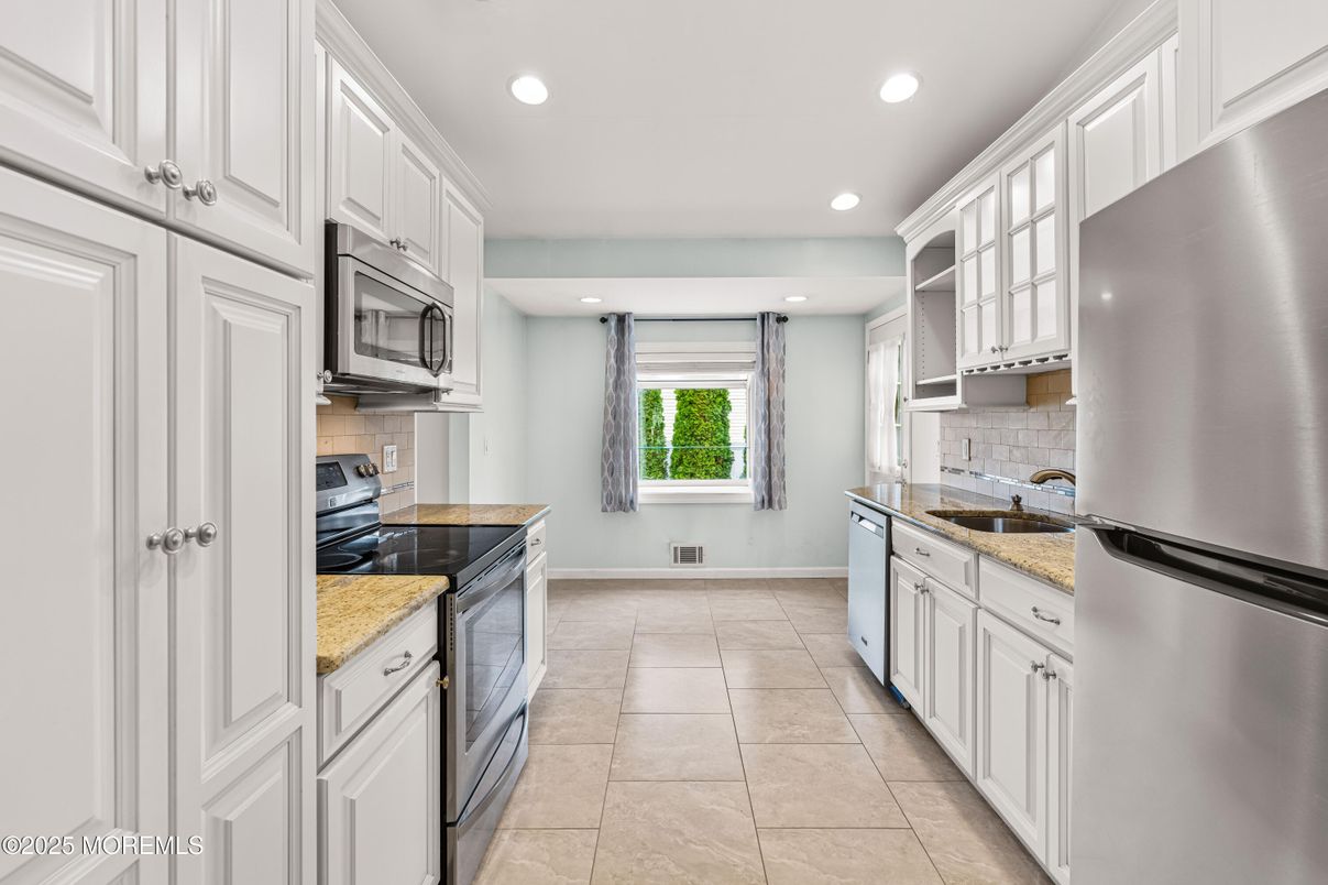 Interior, Kitchen, Recessed Lighting