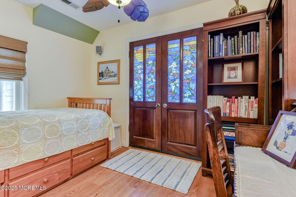 Bedroom, Home Office, Interior, Wood Texture Flooring