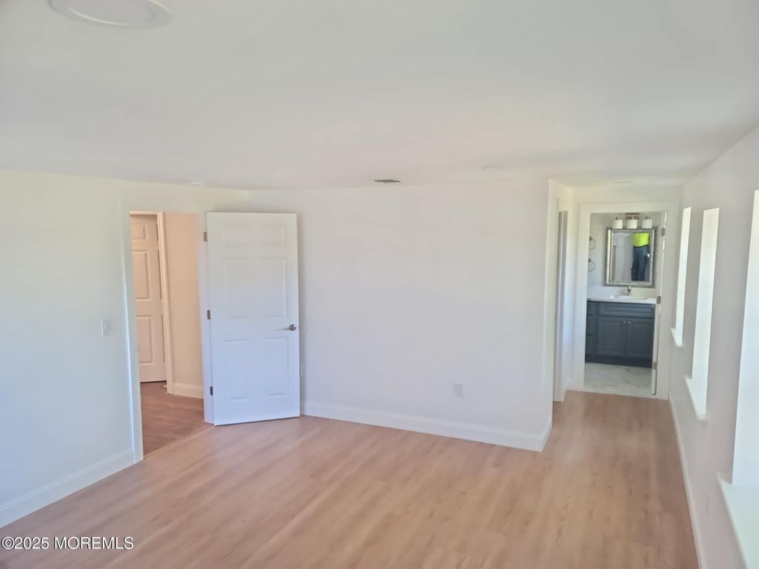 Bathroom, Empty room, Interior, Wood Texture Flooring