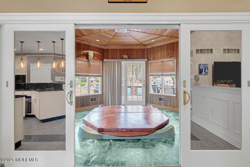 Interior, Kitchen, Pendant Lights, Recessed Lighting, Wooden Ceilings