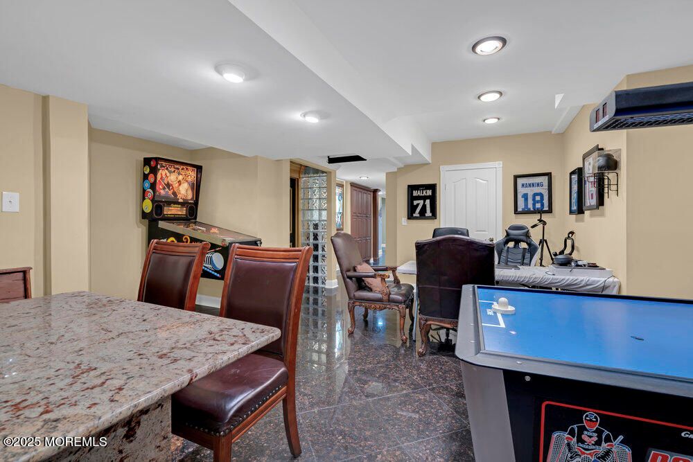 Dining room, Game Room, Interior, Recessed Lighting