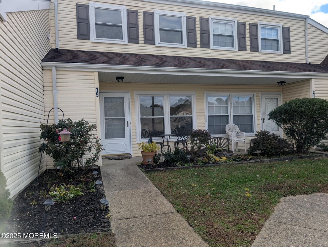 Exterior, Facade, Cape Cod