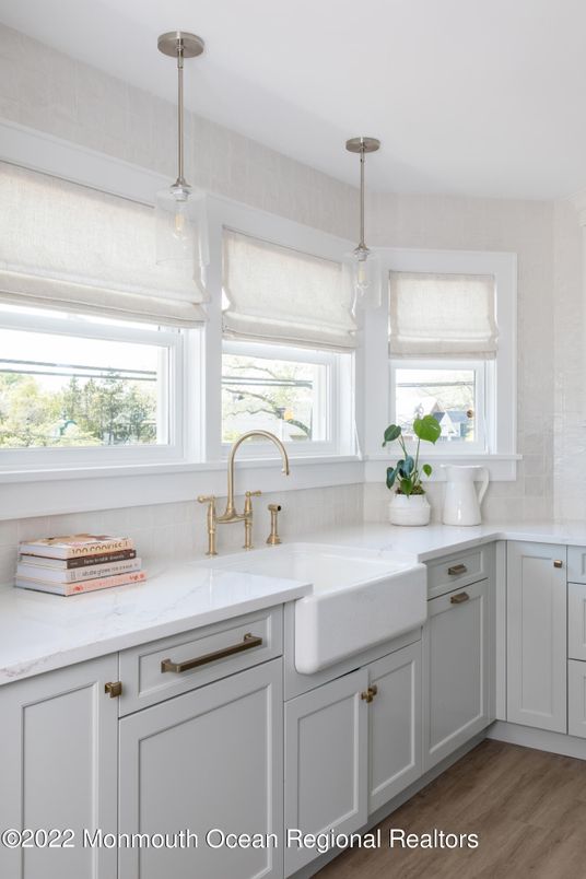 Interior, Kitchen, Pendant Lights, Wood Texture Flooring