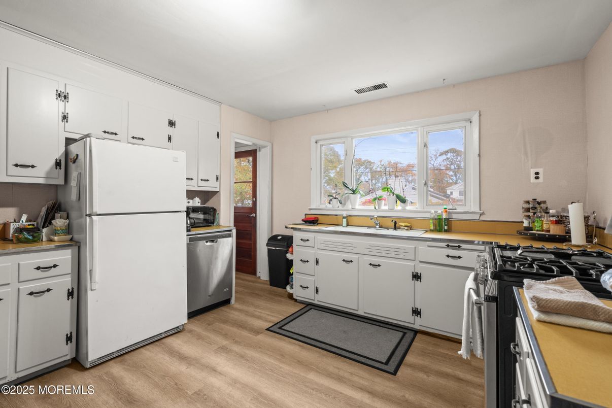 Interior, Kitchen, Wood Texture Flooring