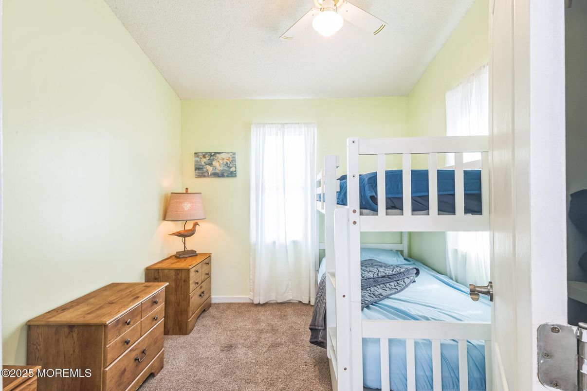 Bedroom, Interior, Water