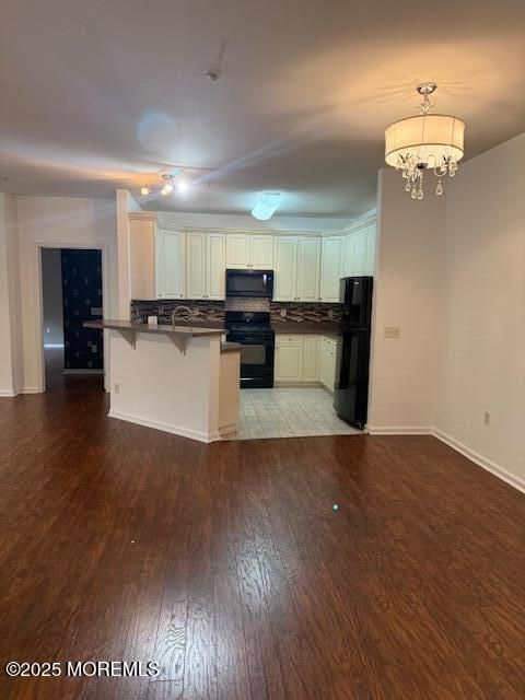 Chandelier, Interior, Kitchen, Wood Texture Flooring